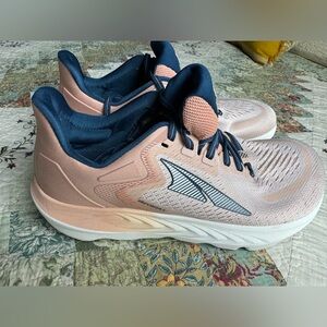 Altra Provision 6 Women's Size 9 AL0A5488681 'Dusty Pink' Running Shoes